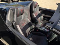 USED 2021 70 LAMBORGHINI HURACAN 5.2 V10 LP 640-4 EVO Spyder 2dr Petrol LDF 4WD Euro 6 (s/s) (640 ps) 
