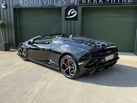 USED 2021 70 LAMBORGHINI HURACAN 5.2 V10 LP 640-4 EVO Spyder 2dr Petrol LDF 4WD Euro 6 (s/s) (640 ps) 