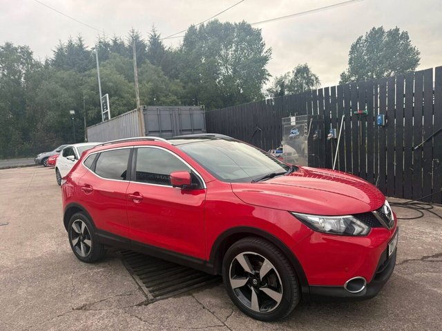 View our NISSAN QASHQAI