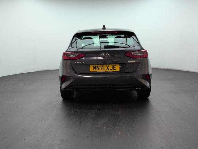 USED 2021 71 Kia Ceed 1.6 CRDI Mhev 2 Nav Hatchback 5dr Diesel Hybrid Manual Euro 6 (s/S) (134 BHP) - Air Con, Bluetooth, Sat Nav