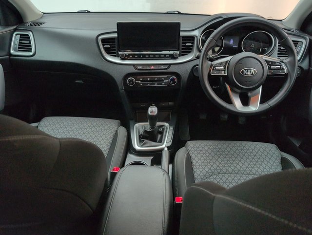 USED 2021 71 Kia Ceed 1.6 CRDI Mhev 2 Nav Hatchback 5dr Diesel Hybrid Manual Euro 6 (s/S) (134 BHP) - Air Con, Bluetooth, Sat Nav