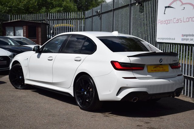 View our BMW 3 SERIES