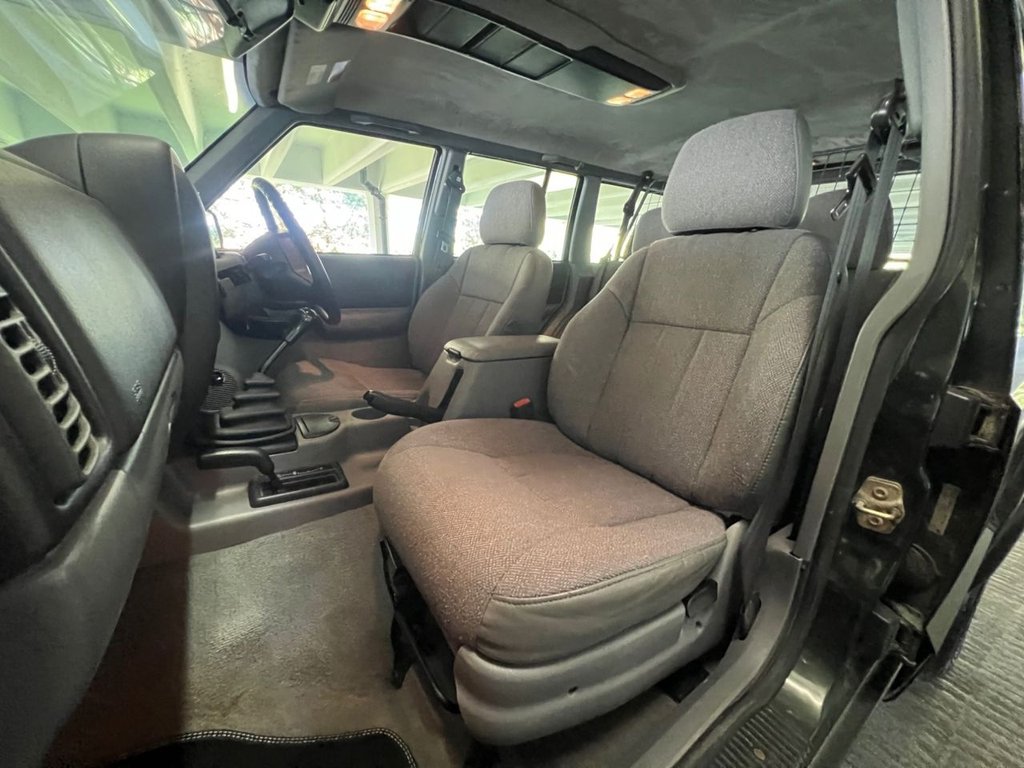 USED 1998 R JEEP CHEROKEE Sport 4x4 // 2500cc TD // Manual // px swap  