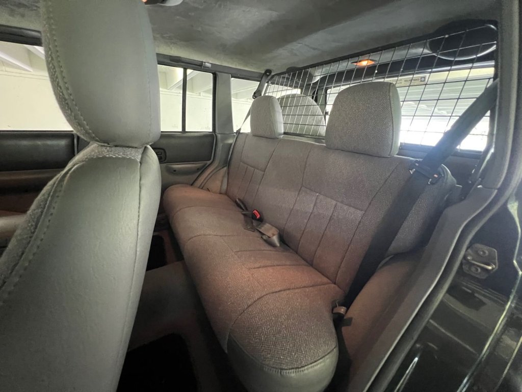 USED 1998 R JEEP CHEROKEE Sport 4x4 // 2500cc TD // Manual // px swap  