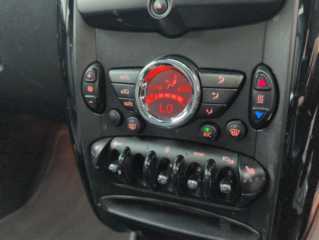 USED 2015 65 MINI Countryman 2.0 Cooper D Suv 5dr Diesel Auto Euro 5 (112 Ps) - Sunroof, Air Con, Alloy