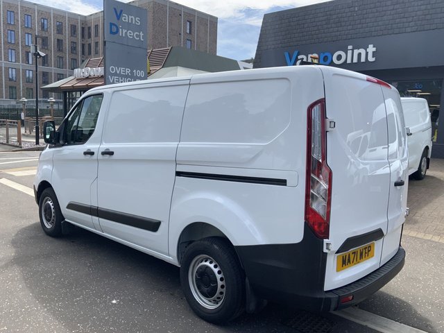 2021 Ford Transit Custom 2L Leader 5dr - Photo 6