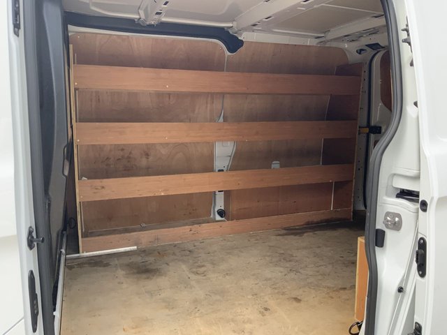 2021 Ford Transit Custom 2L Leader 5dr - Photo 12