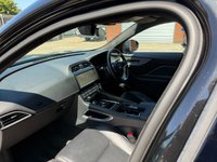 USED 2019 69 JAGUAR F-PACE 2.0 D180 Chequered Flag SUV 5dr Diesel Auto AWD Euro 6 (s/s) (180 ps) Supplied with a new Service and MOT