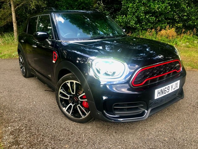 2019 69 MINI Countryman 2.0 John Cooper Works SUV 5dr Petrol Auto ALL4 Euro 6 (s/s) (306 ps)PANORAMIC GLASS SUNROOF//1/2 LEATHER/SWEDE//SATNAV//PARK CAMERA//FRONT AND REAR PARK ASSIST//GOOD SERVICE RECORD//LAST SERVICED JUNE 2025