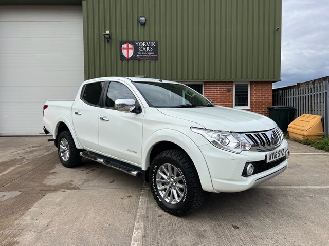 2016 16 Mitsubishi L200 2.4 DI-D DC Warrior Pickup Double Cab 4dr Diesel Manual 4WD Euro 5 (178 ps)