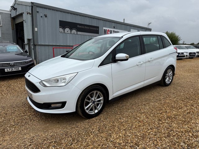 View our Ford Grand C-Max range