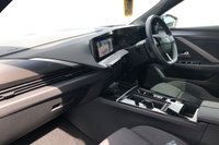 USED 2024 24 VAUXHALL ASTRA 1.2 Turbo Ultimate Hatchback 5dr Petrol Auto Euro 6 (s/s) (130 ps) NAV-360 CAMERA-GLASS ROOF