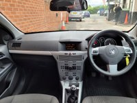 USED 2010 60 VAUXHALL ASTRA 1.4i 16v SXi Hatchback 5dr Petrol Manual (167 g/km, 89 bhp) 1 OWNER - SERVICE HISTORY