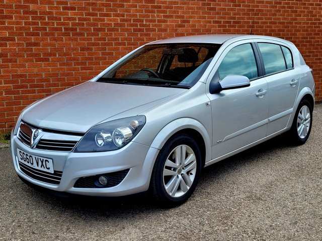 2010 60 Vauxhall Astra 1.4i 16v SXi Hatchback 5dr Petrol Manual (167 g/km, 89 bhp)