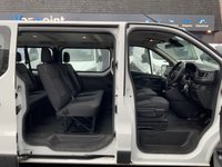 USED 2023 23 RENAULT TRAFIC 2.0 dCi 30 Business Minibus Double Cab 5dr Diesel Manual LWB Euro 6 (s/s) (9 Seat) (150 ps) 1 OWNER, DRIVE AWAY TODAY