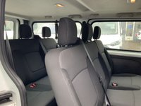USED 2023 23 RENAULT TRAFIC 2.0 dCi 30 Business Minibus Double Cab 5dr Diesel Manual LWB Euro 6 (s/s) (9 Seat) (150 ps) 1 OWNER, DRIVE AWAY TODAY