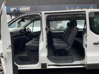 USED 2023 23 RENAULT TRAFIC 2.0 dCi 30 Business Minibus Double Cab 5dr Diesel Manual LWB Euro 6 (s/s) (9 Seat) (150 ps) 1 OWNER, DRIVE AWAY TODAY