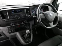 USED 2022 22 TOYOTA PROACE 2.0 D 140 BHP L2 LONG ACTIVE EDITION 6 DOOR ( AIR CON ) 1 OWNER | L2 LONG | AIR CON | 6 DOORS