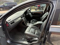 USED 2010 VOLVO V70 2.4 D5 SE Estate 5dr Diesel Geartronic Euro 5 (205 ps) 6 Months Warranty included