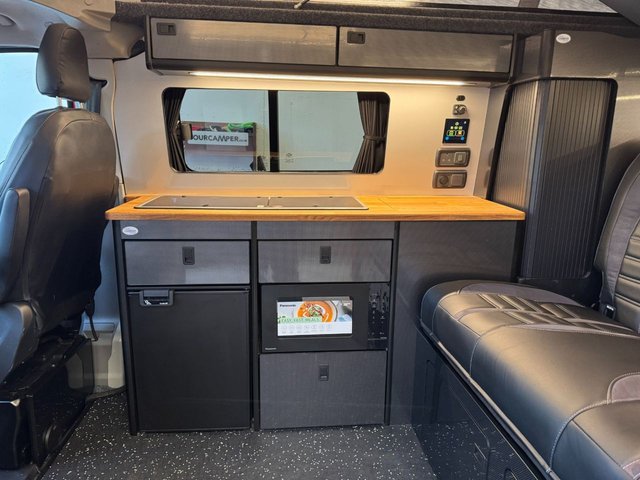 View our VOLKSWAGEN TRANSPORTER