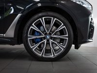 USED 2020 70 BMW X7 3.0 M50d SUV 5dr Diesel Auto xDrive Euro 6 (s/s) (400 ps) £10.7K FACTORY FITTED EXTRAS - SKY LOUNGE SUNROOF + TECHNOLOGY PACK (BOWERS & WILKINS)