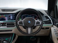 USED 2020 70 BMW X7 3.0 M50d SUV 5dr Diesel Auto xDrive Euro 6 (s/s) (400 ps) £10.7K FACTORY FITTED EXTRAS - SKY LOUNGE SUNROOF + TECHNOLOGY PACK (BOWERS & WILKINS)