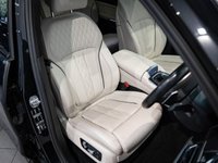 USED 2020 70 BMW X7 3.0 M50d SUV 5dr Diesel Auto xDrive Euro 6 (s/s) (400 ps) £10.7K FACTORY FITTED EXTRAS - SKY LOUNGE SUNROOF + TECHNOLOGY PACK (BOWERS & WILKINS)