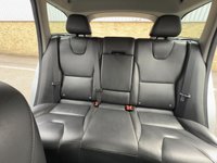 USED 2015 15 VOLVO XC60 2.4 D4 SE Lux Nav SUV 5dr Diesel Geartronic AWD Euro 5 (181 ps) AWD|Luxury|Nav|Comfort|Safety