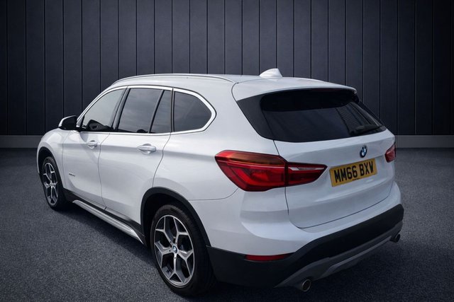 2016 BMW X1 2L Xline 5dr - Photo 2