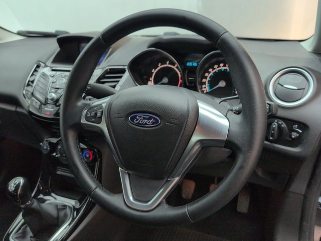 USED 2016 16 Ford Fiesta 1.25 Zetec Hatchback 3dr Petrol Manual Euro 6 (82 Ps) Hill Start Assist+tinted Glass