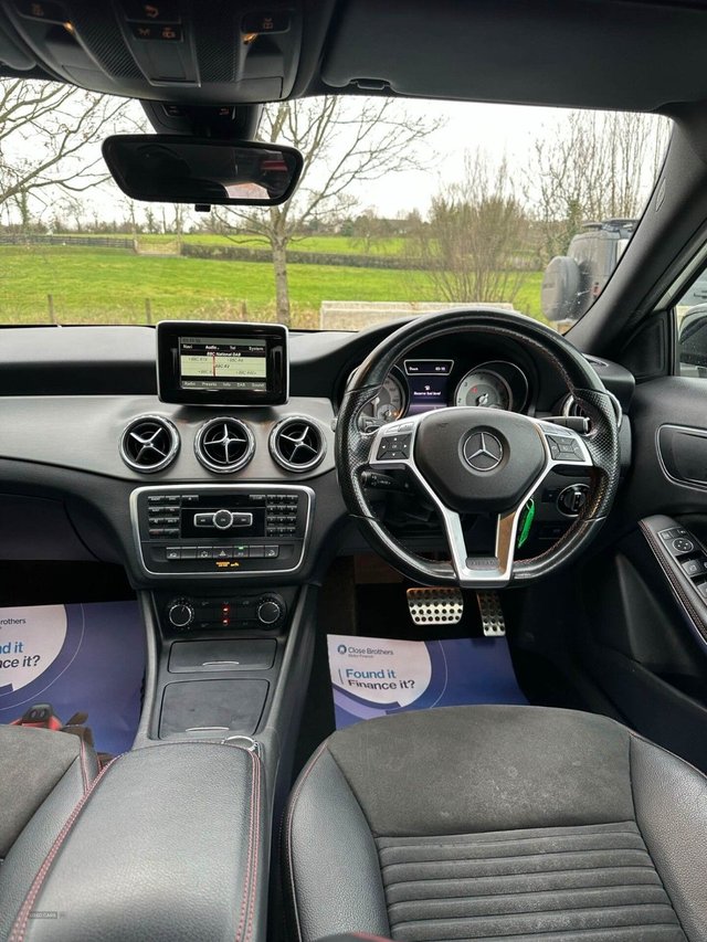 2014 MERCEDES-BENZ GLA 2014 2.1 GLA220 CDI AMG Line SUV 5dr Diesel 7G-DCT 4MATIC Euro 6 (s/s) (170 ps) - Photo 7