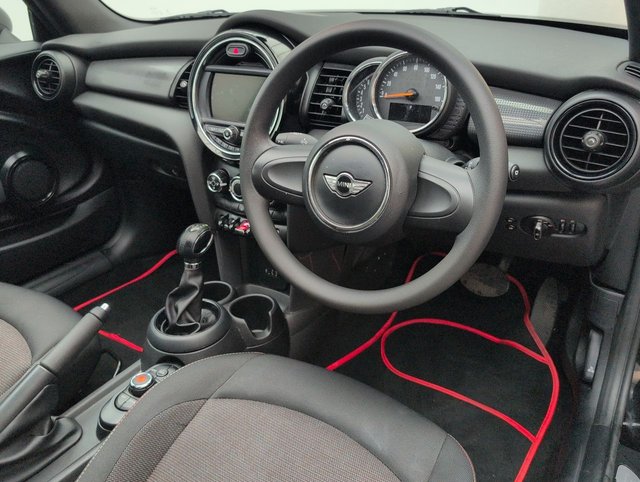 USED 2017 17 MINI Convertible 1.5 Cooper Convertible 2dr Petrol Auto Euro 6 (s/S) (136 Ps) Bluetooth+rear View Camera