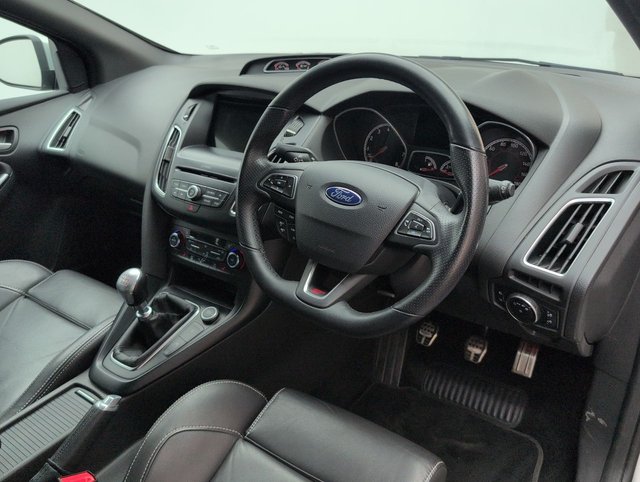 USED 2018 18 Ford Focus 2.0t Ecoboost St-3 Hatchback 5dr Petrol Manual Euro 6 (s/S) (250 Ps) Hill Start Assist+navigation