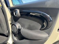 USED 2017 17 MINI HATCH 2.0 Cooper S Hatchback 5dr Petrol Auto Euro 6 (s/s) (192 ps) S/HISTORY*NAV*18"ALLOYS*CHILLI