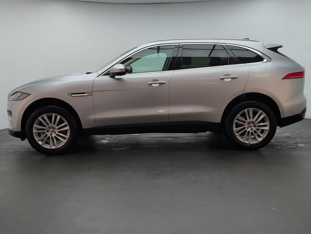 USED 2019 69 Jaguar F-Pace 2.0 P300 Portfolio Suv 5dr Petrol Auto Awd Euro 6 (s/S) (300 Ps) - Climate, Alloy, Cruise