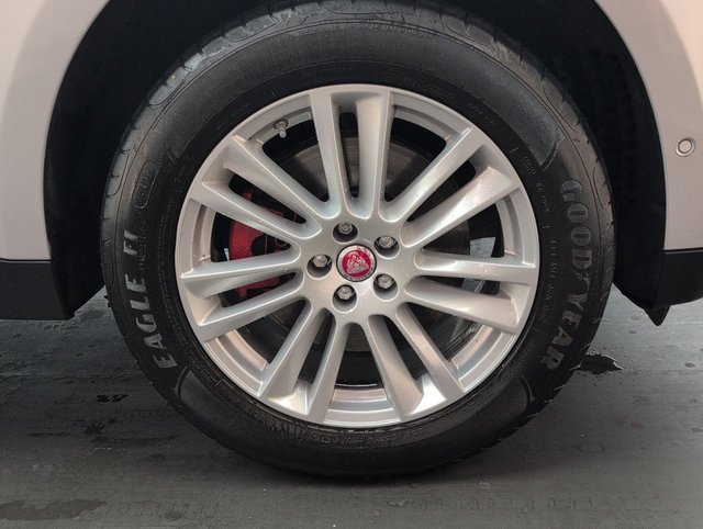 USED 2019 69 Jaguar F-Pace 2.0 P300 Portfolio Suv 5dr Petrol Auto Awd Euro 6 (s/S) (300 Ps) - Climate, Alloy, Cruise