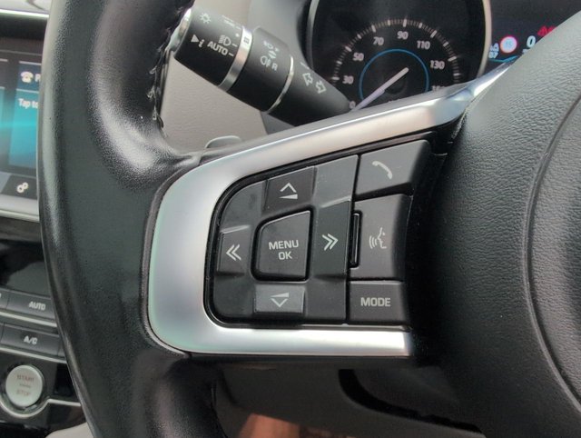 USED 2019 69 Jaguar F-Pace 2.0 P300 Portfolio Suv 5dr Petrol Auto Awd Euro 6 (s/S) (300 Ps) - Climate, Alloy, Cruise