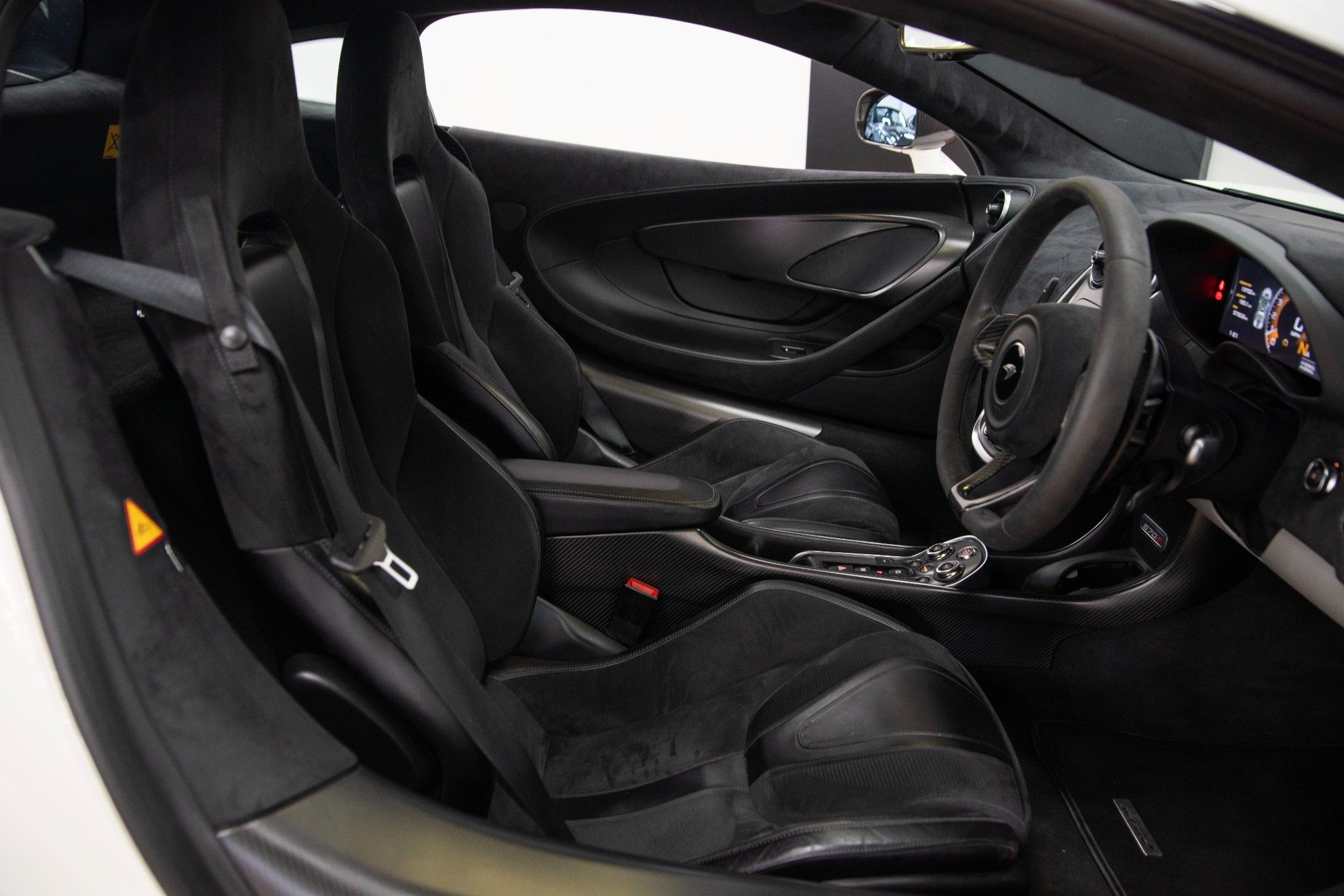 USED 2018 68 MCLAREN 570S 3.8T V8 Coupe  