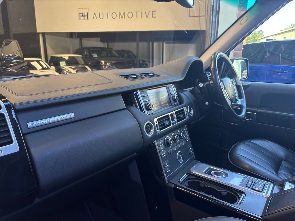 USED 2011 11 LAND ROVER RANGE ROVER 4.4 TD V8 Vogue SUV 5dr Diesel Auto 4WD Euro 5 (313 bhp) 3 OWNER|WELL CARED FOR EXAMPLE
