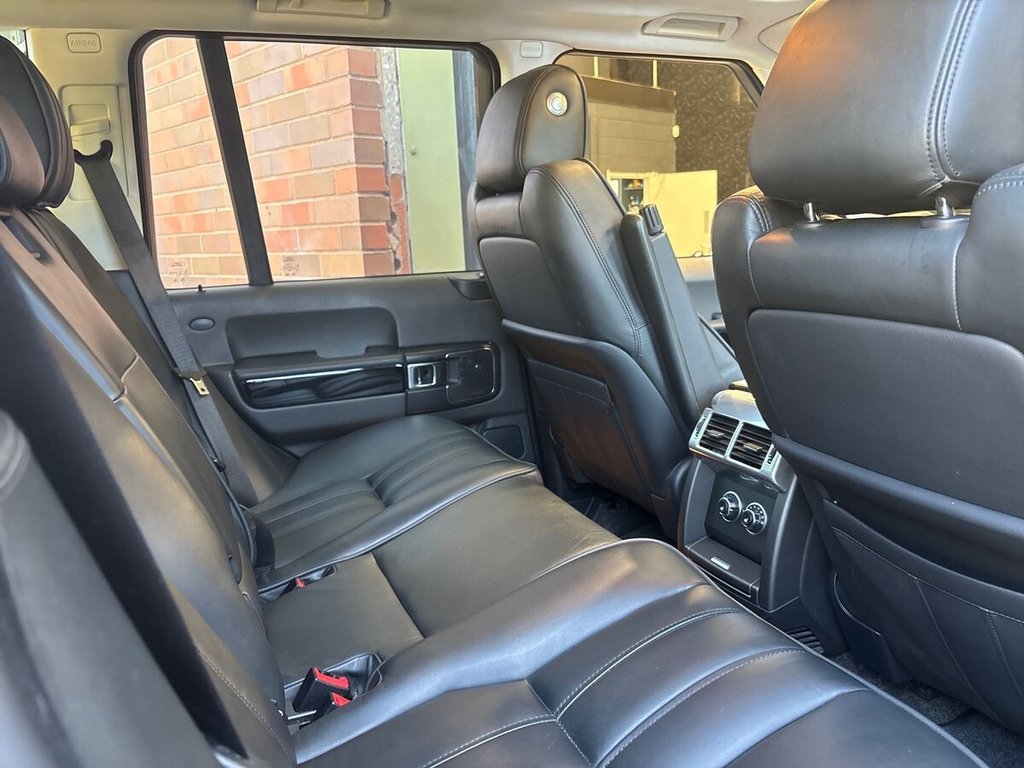 USED 2011 11 LAND ROVER RANGE ROVER 4.4 TD V8 Vogue SUV 5dr Diesel Auto 4WD Euro 5 (313 bhp) 3 OWNER|WELL CARED FOR EXAMPLE