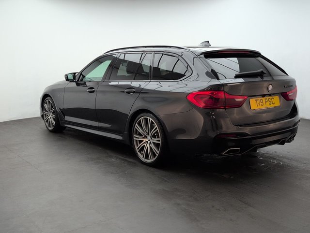 USED 2019 T BMW 5 Series 3.0 530d M Sport Touring 5dr Diesel Auto Xdrive Euro 6 (s/S) (265 Ps) - Cruise, Dab, Alloy