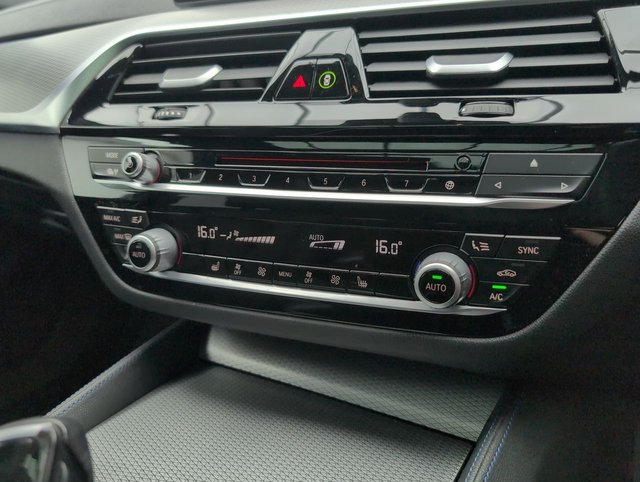 USED 2019 T BMW 5 Series 3.0 530d M Sport Touring 5dr Diesel Auto Xdrive Euro 6 (s/S) (265 Ps) - Cruise, Dab, Alloy