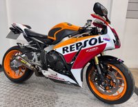 USED 2016 66 HONDA CBR1000RR FIREBLADE REPSOL COLOURS - LOADS OF EXTRAS - FSH COMES WITH NEW MOT AND WARRANTY