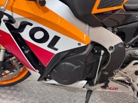 USED 2016 66 HONDA CBR1000RR FIREBLADE REPSOL COLOURS - LOADS OF EXTRAS - FSH COMES WITH NEW MOT AND WARRANTY