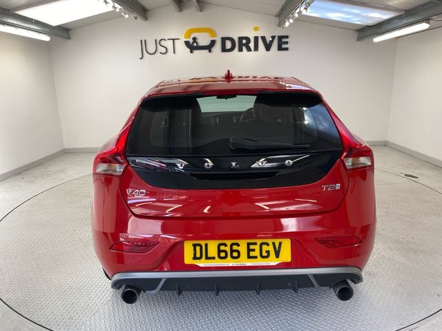 2016 Volvo V40 - Photo 6