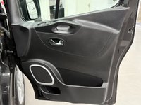 USED 2020 20 RENAULT TRAFIC 2.0 dCi ENERGY 28 Sport Nav Minibus Double Cab 5dr Diesel Manual SWB Euro 6 (s/s) (9 Seat) (120 ps) 