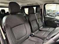 USED 2020 20 RENAULT TRAFIC 2.0 dCi ENERGY 28 Sport Nav Minibus Double Cab 5dr Diesel Manual SWB Euro 6 (s/s) (9 Seat) (120 ps) 