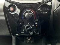 USED 2015 15 PEUGEOT 108 1.2 VTi PureTech Allure Hatchback 5dr Petrol Manual Euro 5 (82 ps) 