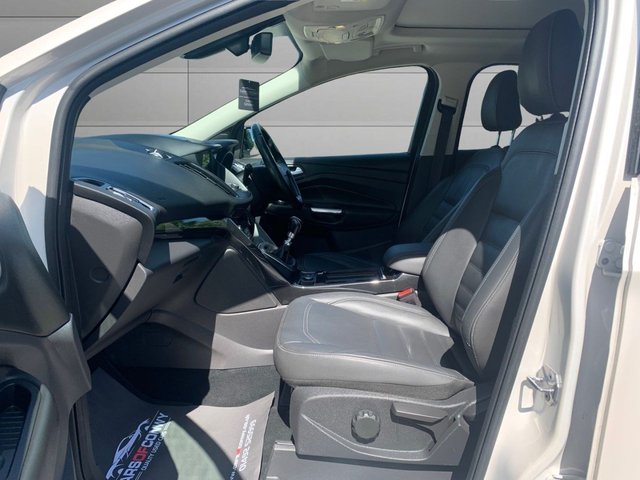 2017 FORD KUGA 2.0 TDCi Titanium X SUV 5dr Diesel Manual 2WD Euro 6 (s/s) (150 ps) - Photo 12