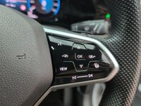 USED 2020 70 Volkswagen Golf 1.5 Etsi Mhev R-Line Hatchback 5dr Petrol Hybrid DSg Euro 6 (s/S) (150 Ps) - Alloy, Climate, Sat Nav